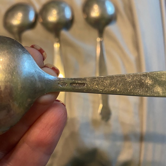 Beautiful Jenny Lind Sterling Spoons - Picture 2 of 3